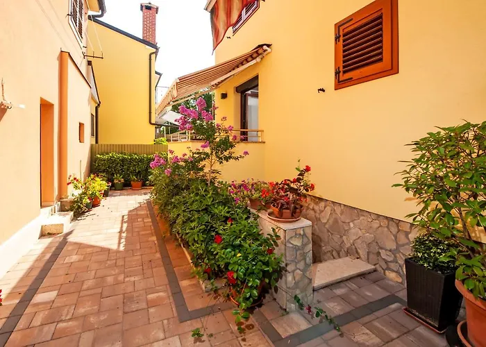 Casa Leona Διαμέρισμα Ρόβινι