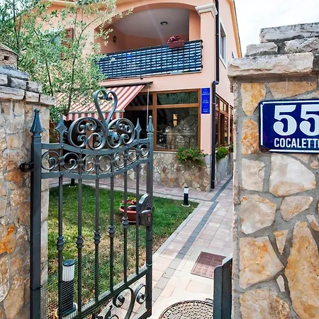 Casa Leona *