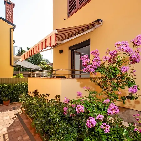 Апартаменты Casa Leona *