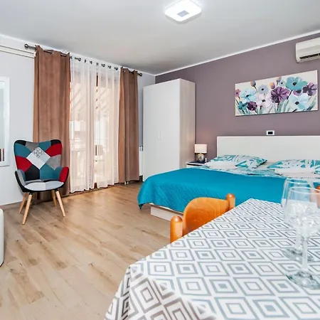 Casa Leona * Ровинь